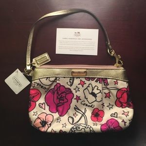 New with tag coach wristlet